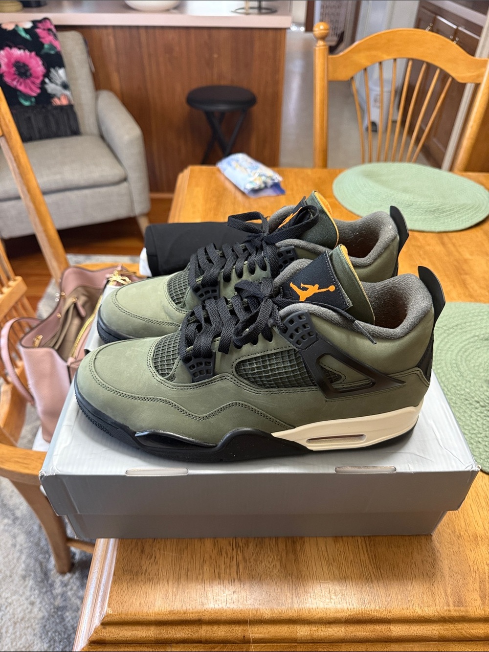 Jordan 4